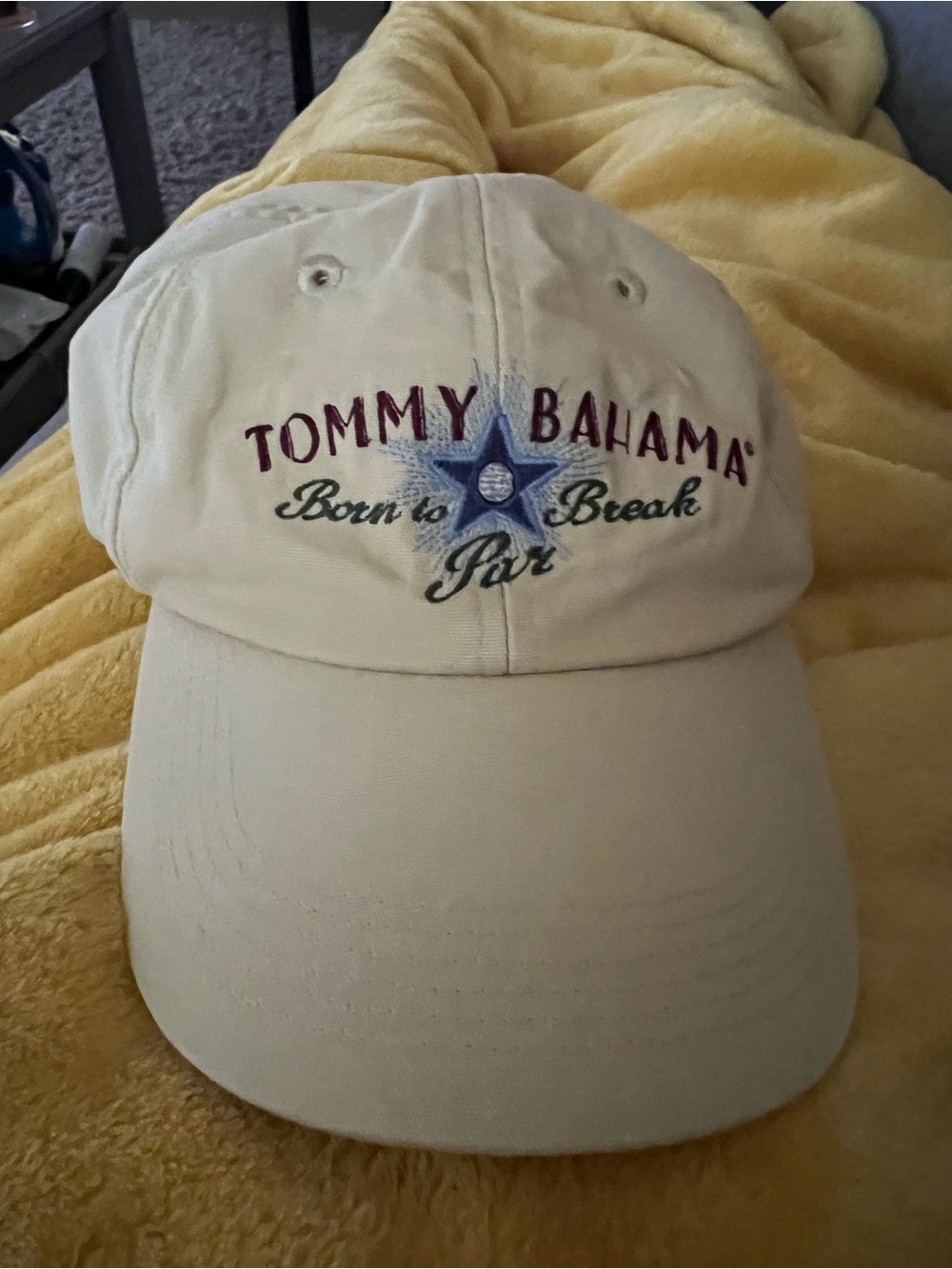 Tommy Bahama Yellow 100% cotton one size hat